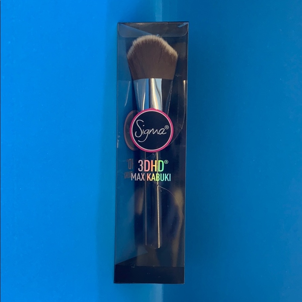 NEW NEVER USED: Sigma Beauty 3DHD Max Kabuki